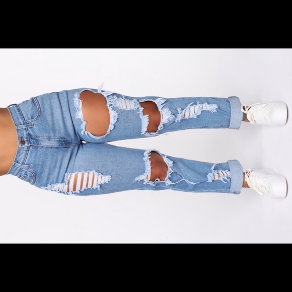Fashion Nova Denim - mom jeans